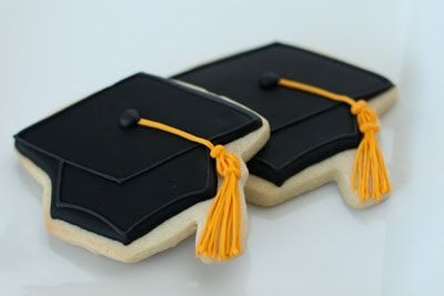 Cookie graduation cap