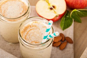 Cinnamon Spiced Apple Almond Protein Shake