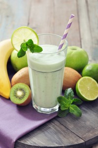 Easy Banana Kiwi and Pea Protein Smoothie